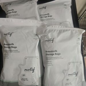 Motif Breastmilk Storage Bags 390 Count NEW!